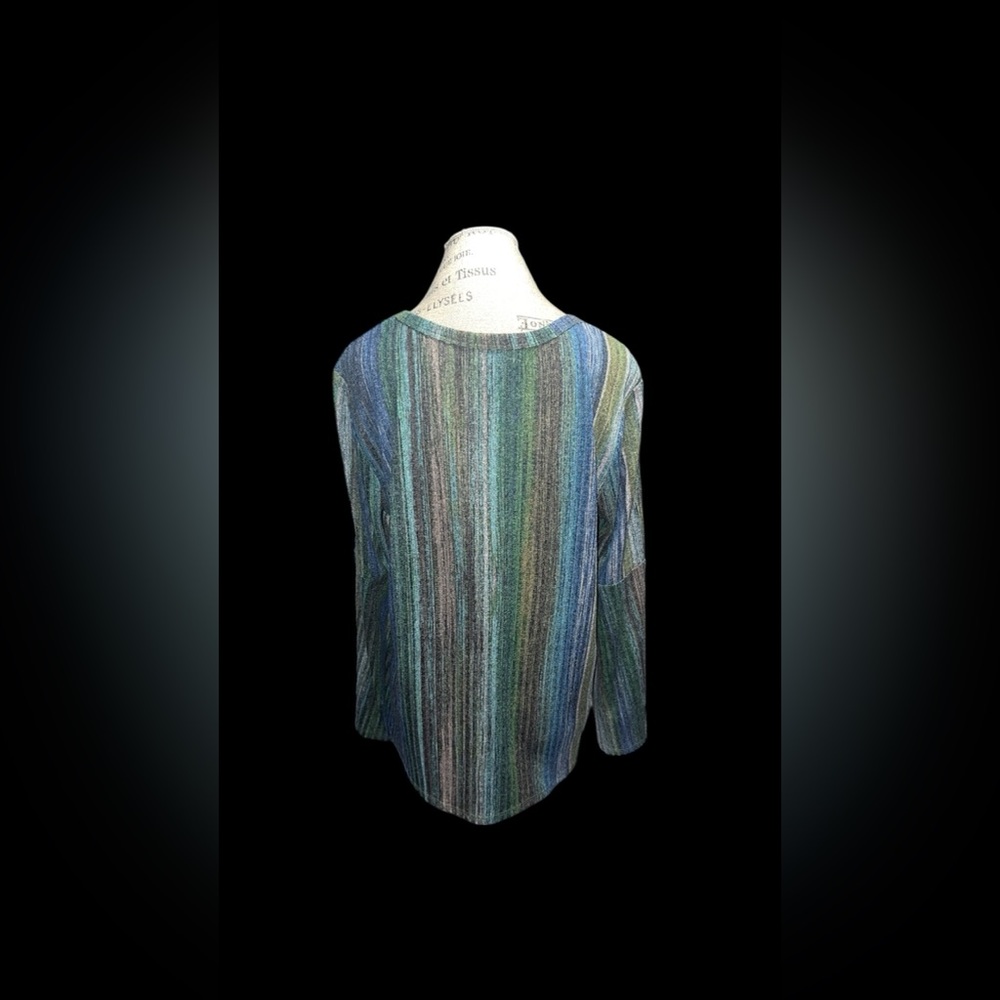 Style & Co bell sleeved, tie front top. - Picture 2 of 2